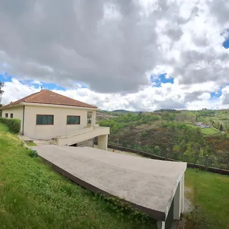 O Cantinho Do Avô Alberto Villa Borralha